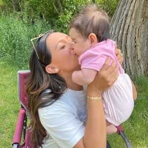 Meet your Posher, Alma-elizabeth